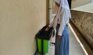 Pentingnya Menjaga Kebersihan Di Lingkungan Sekolah