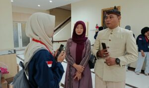 Kebahagiaan Orang Tua Warnai Momen Wisuda Universitas Gema 45
