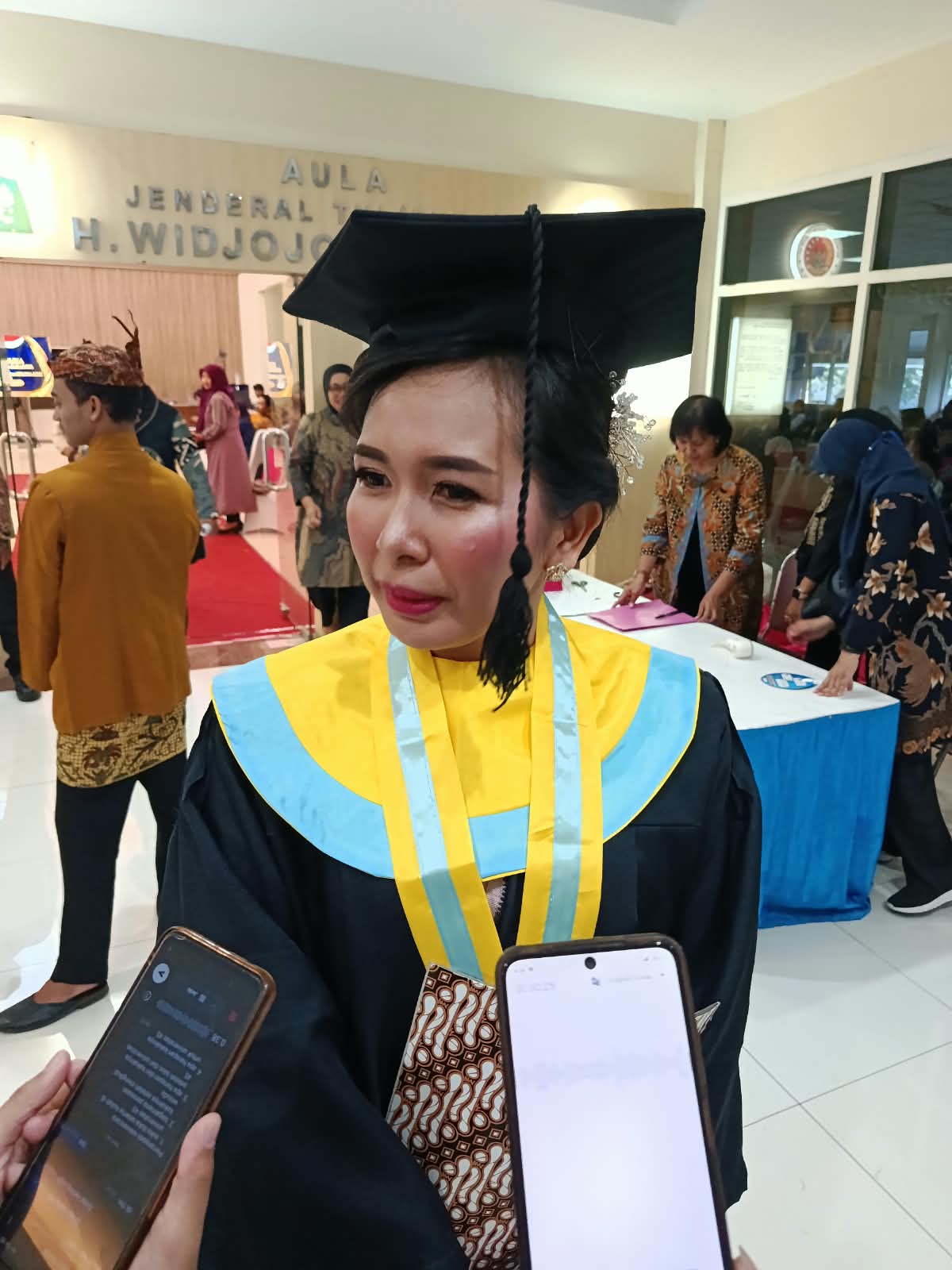 Wisuda Universitas 45 Surabaya, Tri Agustini Berharap Ilmu Perkuliahan Bermanfaat bagi Masyarakat